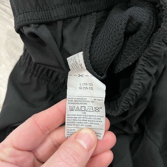 Old navy activewear boys 10-12 - Picture 4 of 5